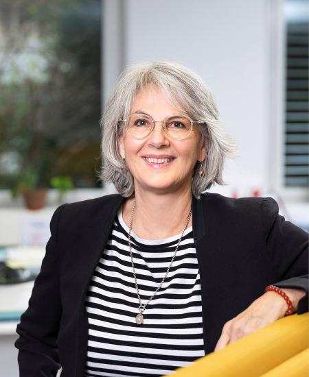 Porträt Ariane Horvath